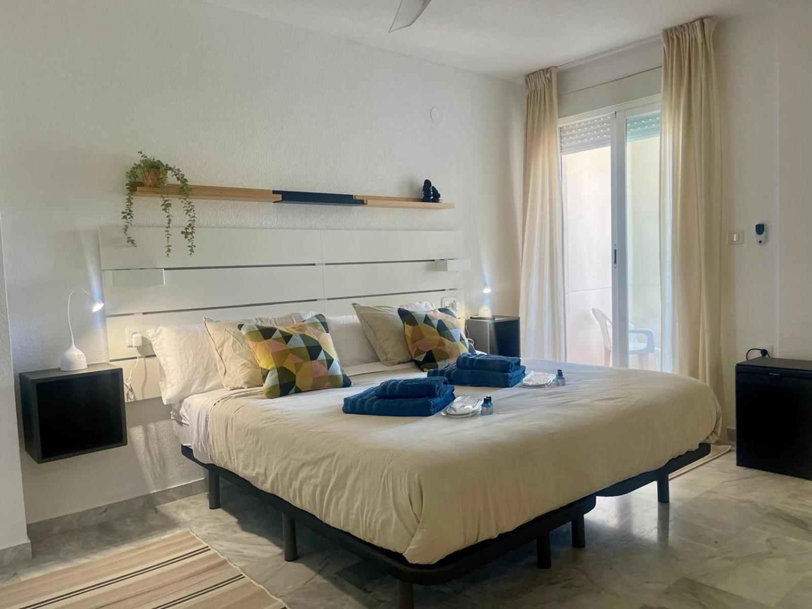 Solguest Apartamento II Napoleon Vistas Espectaculares!!! Marbella Habitación foto